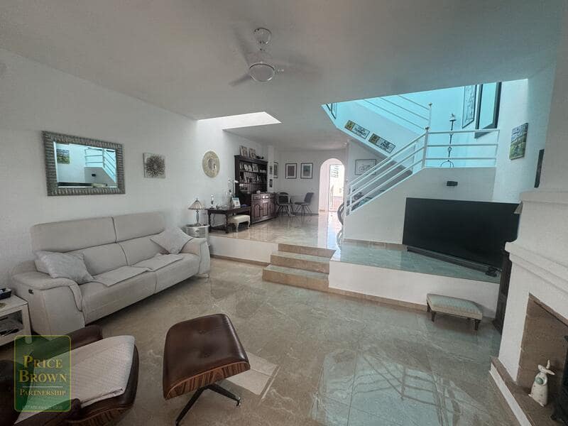 3 soverom Hus til salgs i Mojacar med svømmebasseng - € 425 000 (Ref: 9918874)