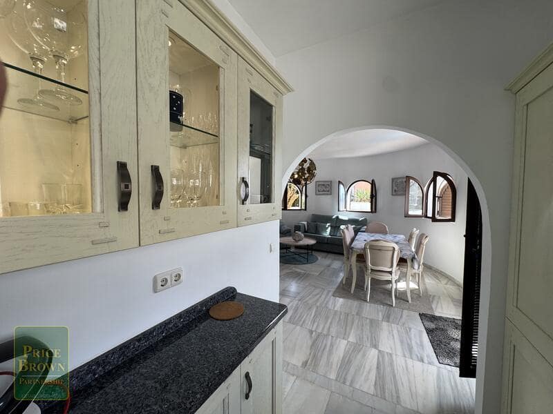 2 bedroom Villa for sale in Mojacar with pool garage - € 475,000 (Ref: 9925210)