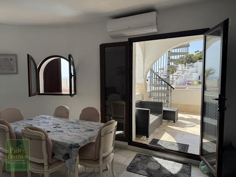 2 bedroom Villa for sale in Mojacar with pool garage - € 475,000 (Ref: 9925210)