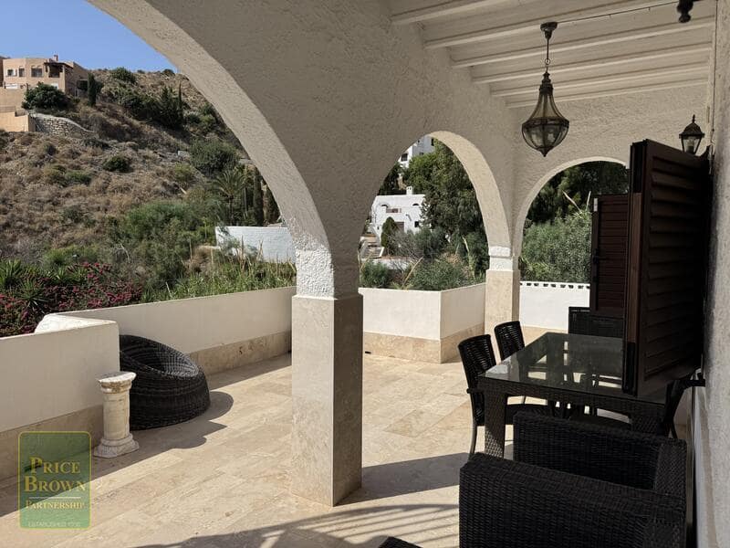 2 bedroom Villa for sale in Mojacar with pool garage - € 475,000 (Ref: 9925210)