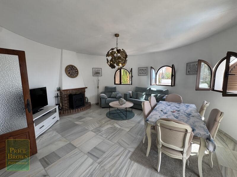 2 bedroom Villa for sale in Mojacar with pool garage - € 475,000 (Ref: 9925210)
