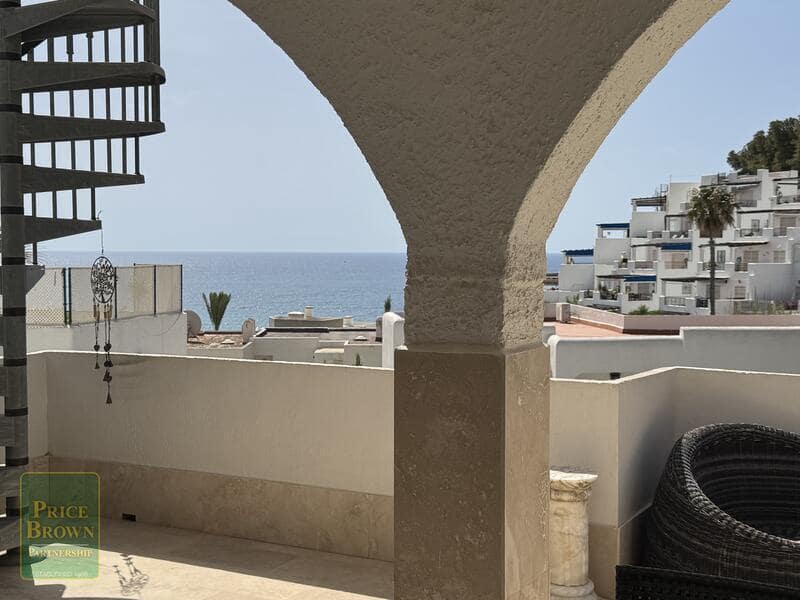 2 bedroom Villa for sale in Mojacar with pool garage - € 475,000 (Ref: 9925210)