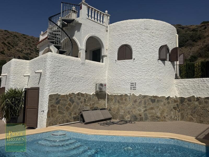 2 bedroom Villa for sale in Mojacar with pool garage - € 475,000 (Ref: 9925210)