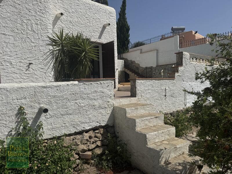 2 bedroom Villa for sale in Mojacar with pool garage - € 475,000 (Ref: 9925210)