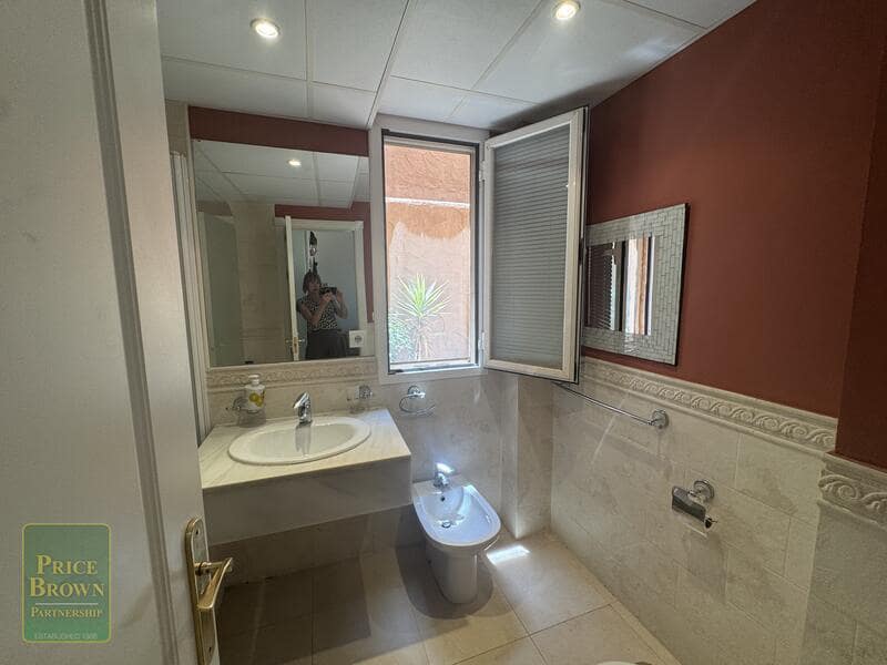 2 slaapkamer Appartement te koop in Mojacar met zwembad garage - € 179.950 (Ref: 9937099)