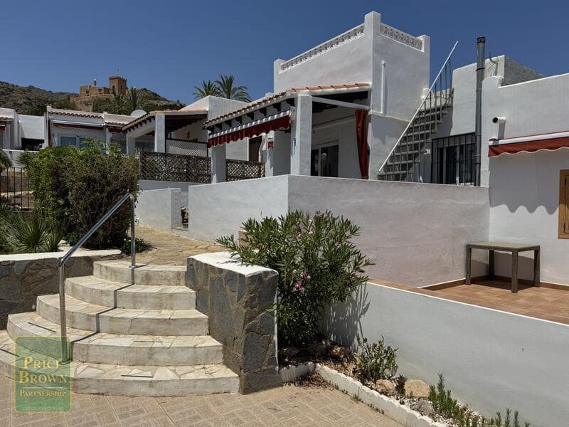 2 Zimmer Villa zu verkaufen in Mojacar mit Pool Garage - 285.000 € (Ref: 9944831)