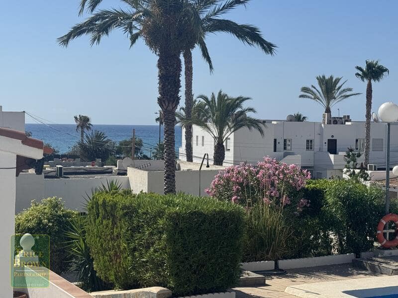 2 Zimmer Villa zu verkaufen in Mojacar mit Pool Garage - 285.000 € (Ref: 9944831)