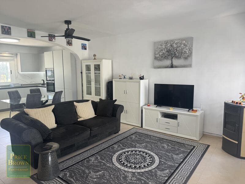 2 Zimmer Villa zu verkaufen in Mojacar mit Pool Garage - 285.000 € (Ref: 9944831)