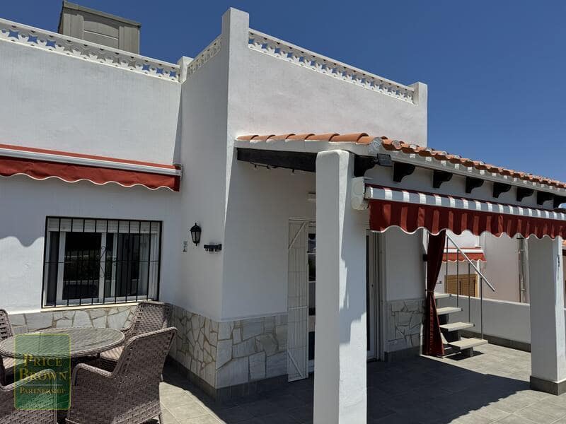 2 Zimmer Villa zu verkaufen in Mojacar mit Pool Garage - 285.000 € (Ref: 9944831)