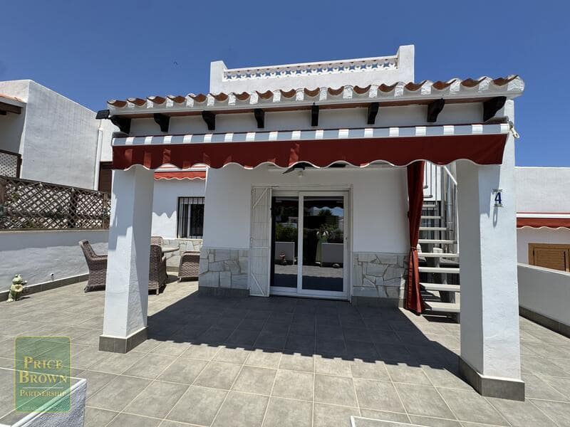 2 Zimmer Villa zu verkaufen in Mojacar mit Pool Garage - 285.000 € (Ref: 9944831)