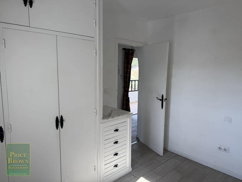 2 slaapkamer Appartement te koop in La Parata met zwembad garage - € 165.000 (Ref: 9958708)