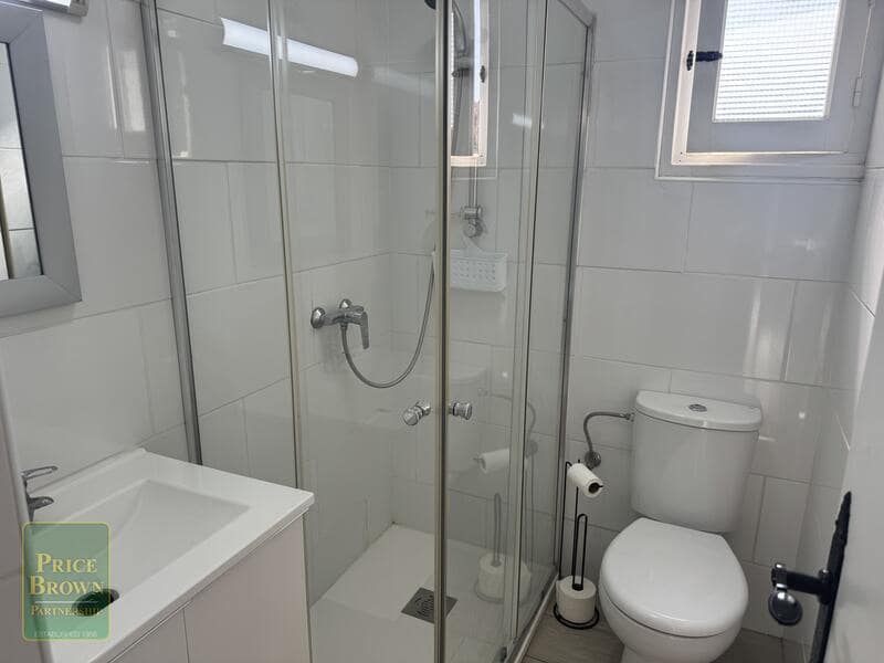 2 slaapkamer Appartement te koop in La Parata met zwembad garage - € 165.000 (Ref: 9958708)