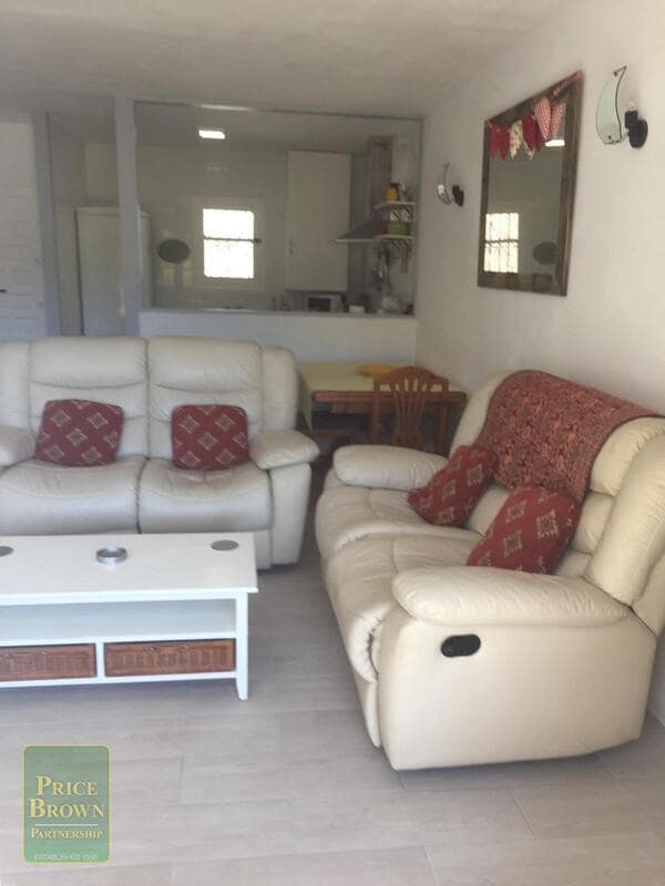 2 slaapkamer Appartement te koop in La Parata met zwembad garage - € 165.000 (Ref: 9958708)