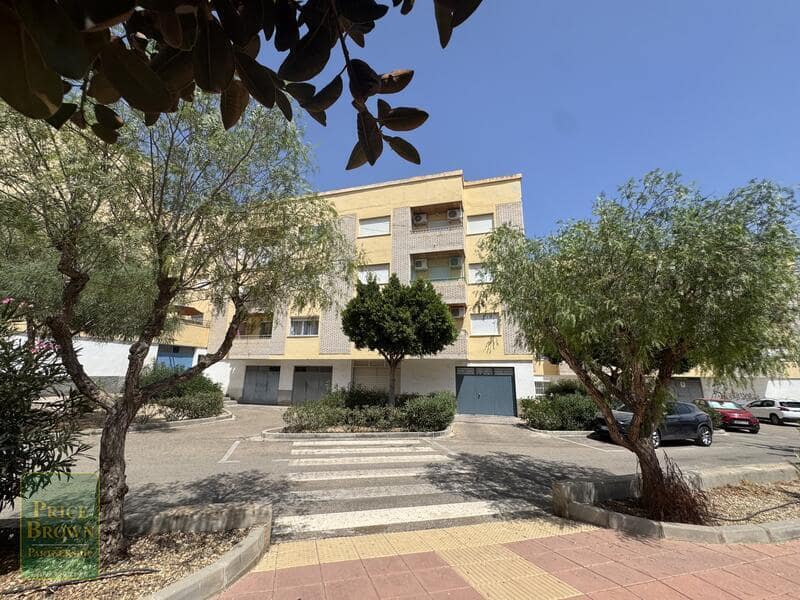 4 slaapkamer Appartement te koop in Vera met garage - € 140.000 (Ref: 9996180)