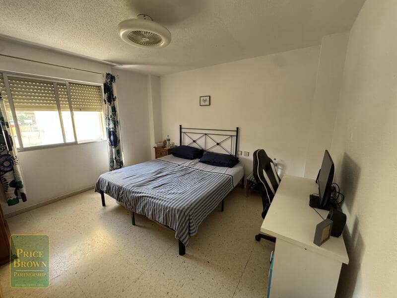 4 slaapkamer Appartement te koop in Vera met garage - € 140.000 (Ref: 9996180)