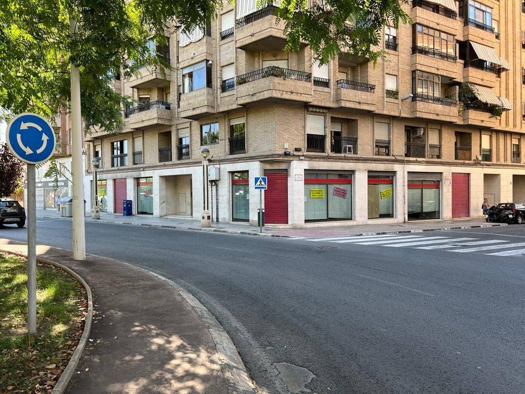 Commercial for rent in Elche / Elx - € 3,000 (Ref: 7712686)