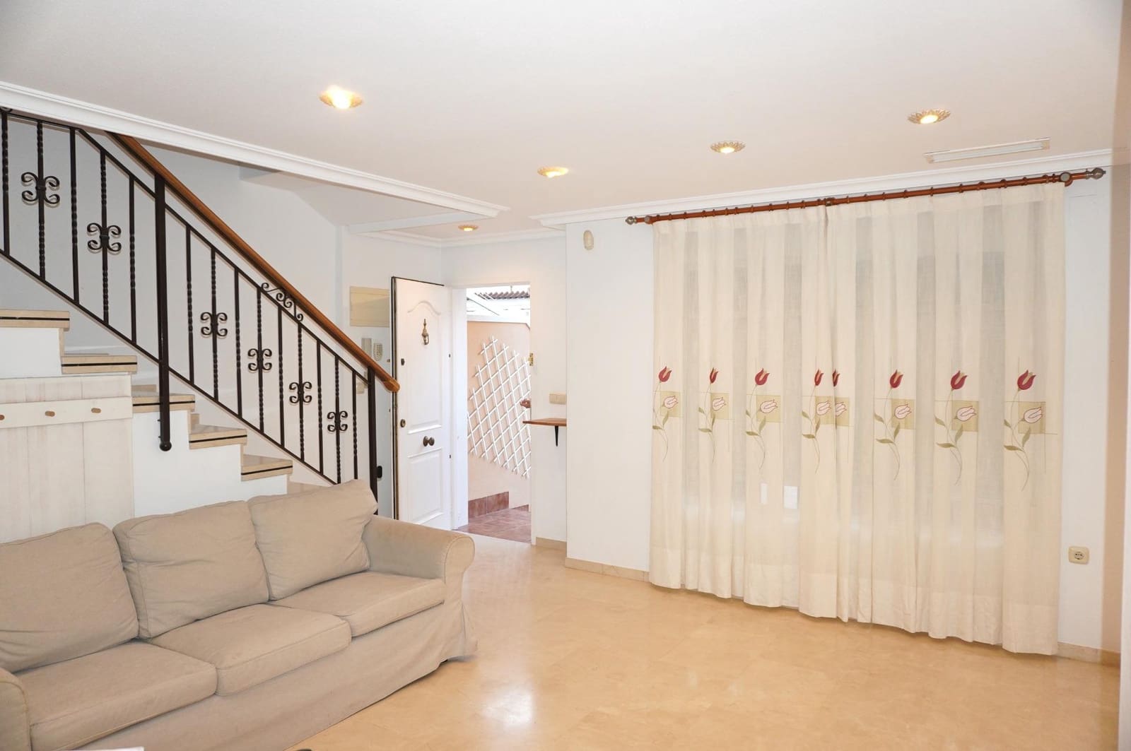 4 soverom Rekkehus til salgs i Elche / Elx - € 299 000 (Ref: 9362650)