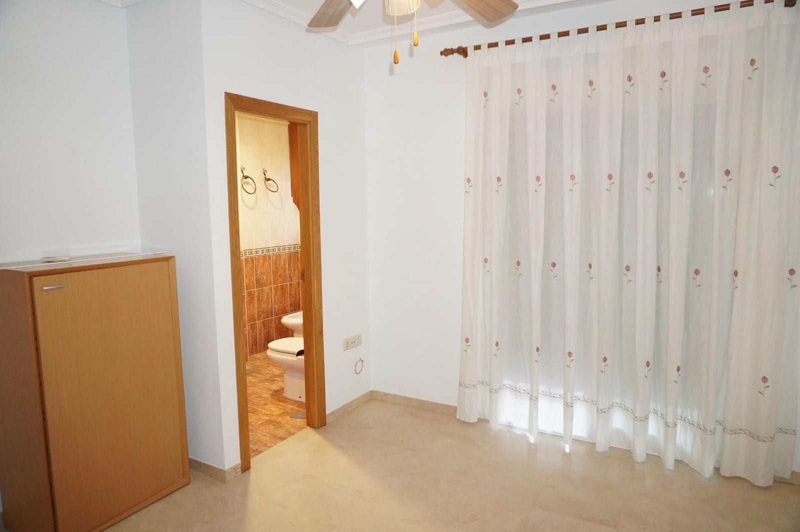 4 soverom Rekkehus til salgs i Elche / Elx - € 299 000 (Ref: 9362650)