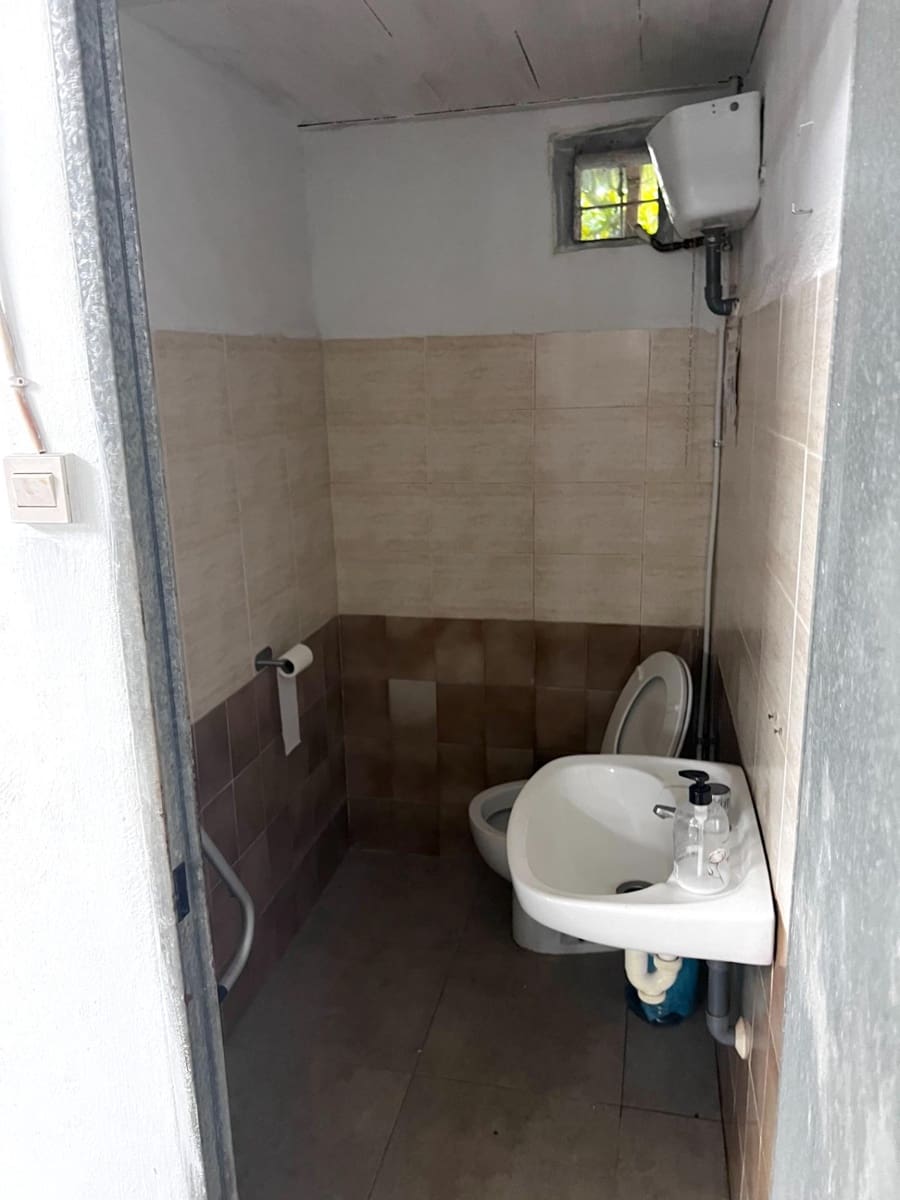 Yritys vuokrattavana paikassa La Hoya - 600 € (Ref: 9387935)