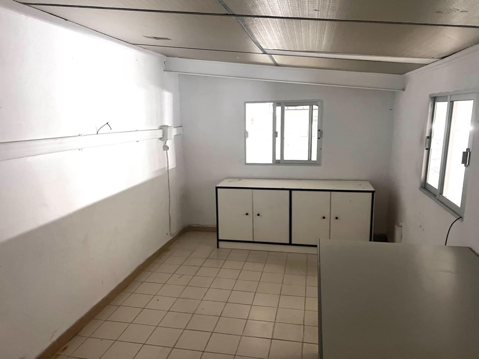 Yritys vuokrattavana paikassa La Hoya - 600 € (Ref: 9387935)