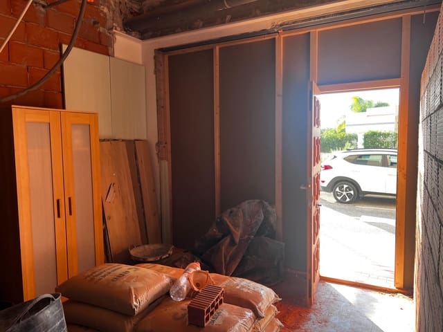 2 soverom Leilighet til salgs i La Hoya, Elche / Elx - € 190 000 (Ref: 9410992)