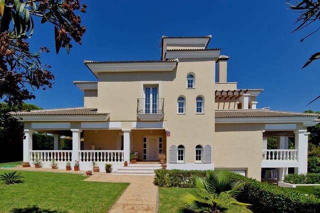 5 Zimmer Villa zu verkaufen in Huelva Stadt mit Pool Garage - 935.000 € (Ref: 10181914)
