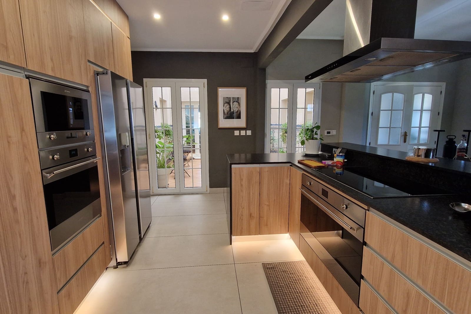 5 Zimmer Villa zu verkaufen in Huelva Stadt mit Pool Garage - 935.000 € (Ref: 10181914)