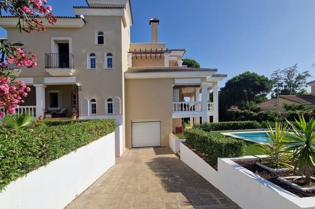 5 Zimmer Villa zu verkaufen in Huelva Stadt mit Pool Garage - 935.000 € (Ref: 10181914)