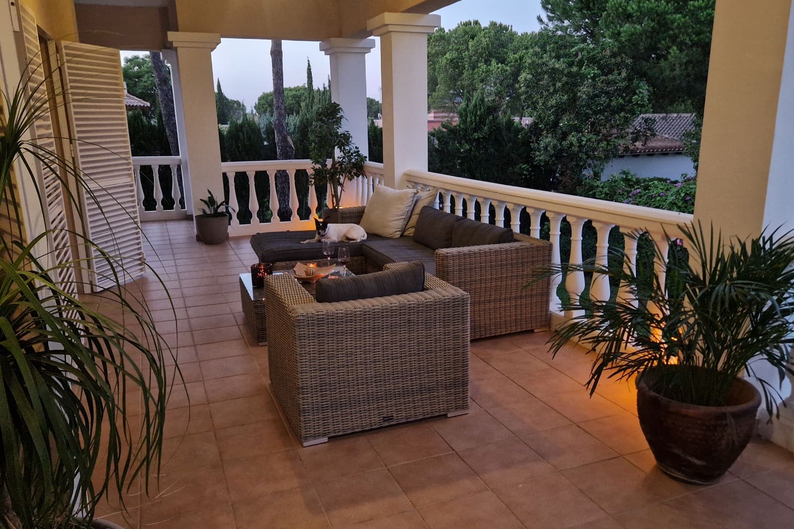 5 Zimmer Villa zu verkaufen in Huelva Stadt mit Pool Garage - 935.000 € (Ref: 10181914)
