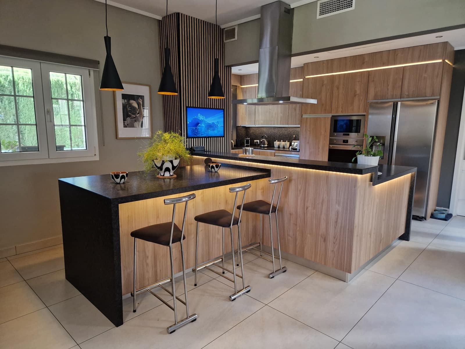 5 Zimmer Villa zu verkaufen in Huelva Stadt mit Pool Garage - 935.000 € (Ref: 10181914)