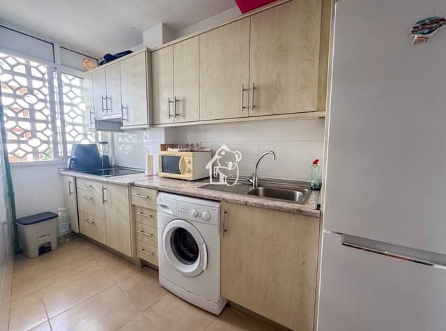 2 slaapkamer Appartement te huur in La Zenia, Orihuela met zwembad garage - € 600 (Ref: 10002481)