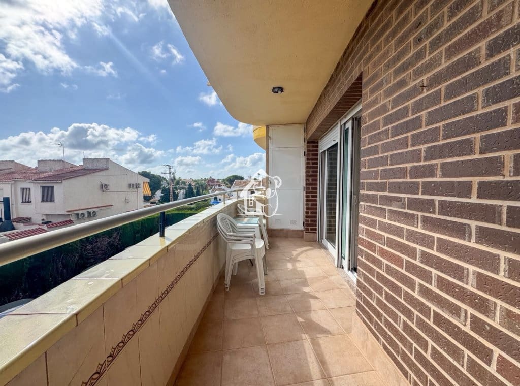 2 slaapkamer Appartement te huur in Orihuela Costa met zwembad garage - € 600 (Ref: 10002481)
