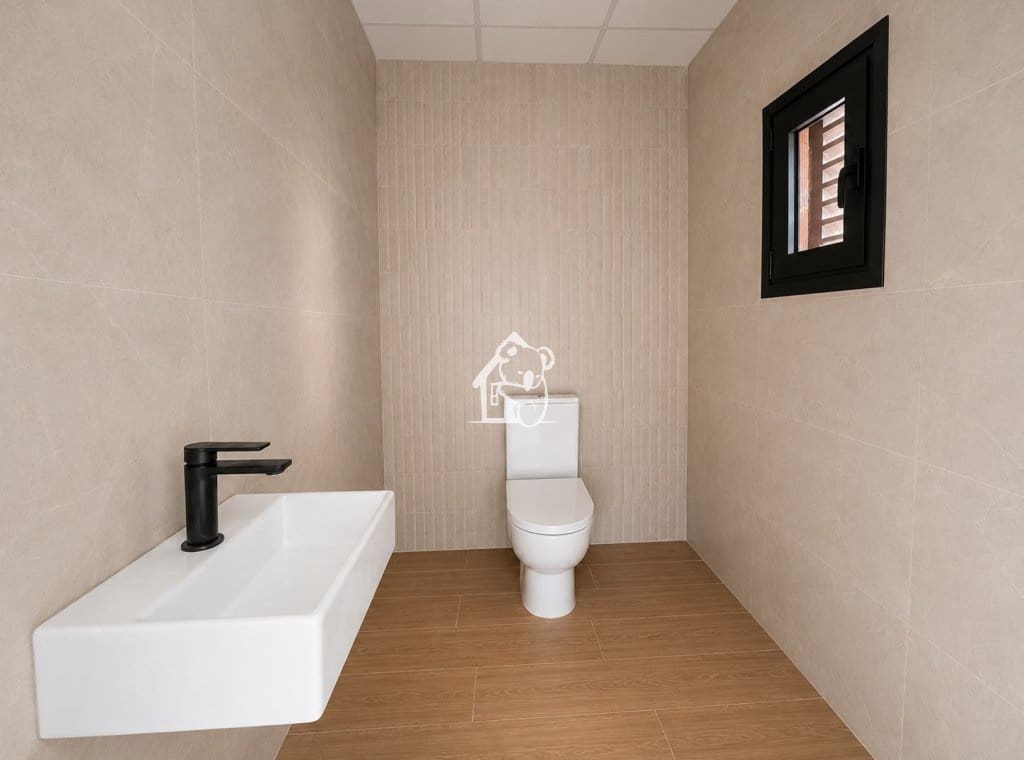 Local Commercial de 1 chambre à louer à Orihuela Costa - 2 750 € (Ref: 10004914)