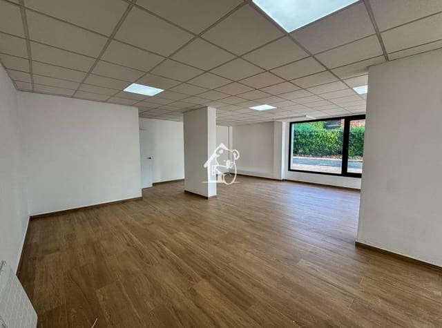 Local Comercial de 1 habitación en La Zenia, Orihuela en alquiler - 2.000 € (Ref: 10004914)