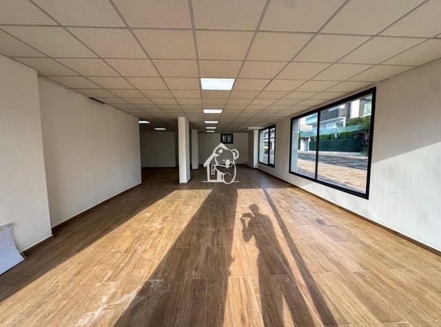 Local Comercial de 1 habitación en La Zenia, Orihuela en alquiler - 2.000 € (Ref: 10004914)