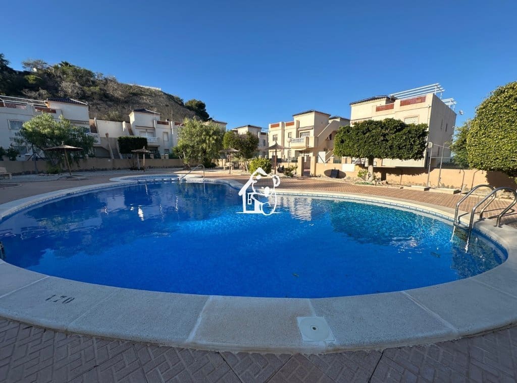 Apartamento de 2 habitaciones en Ciudad Quesada en alquiler con piscina - 950 € (Ref: 10004915)