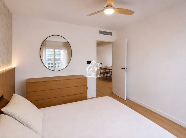 3 quarto Apartamento para arrendar em Cabo Cervera, Torrevieja - 1 300 € (Ref: 10004916)