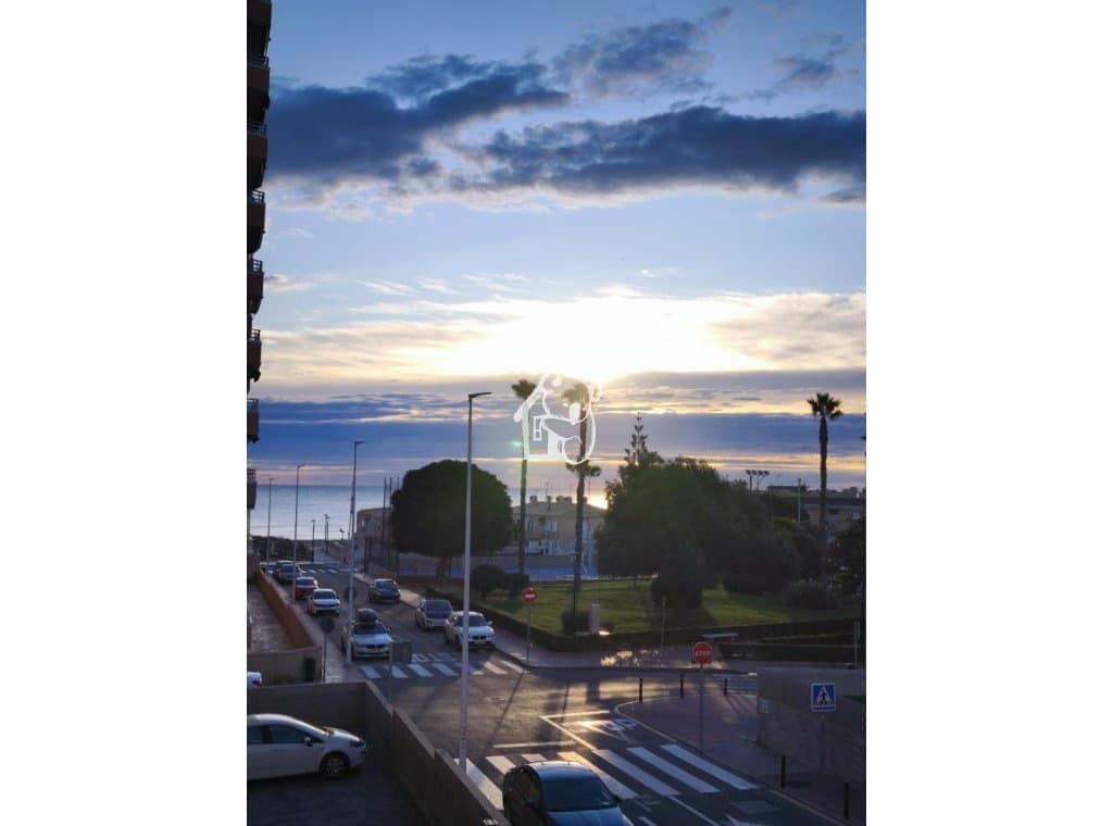 3 bedroom Apartment for rent in La Mata - € 1,300 (Ref: 10004916)