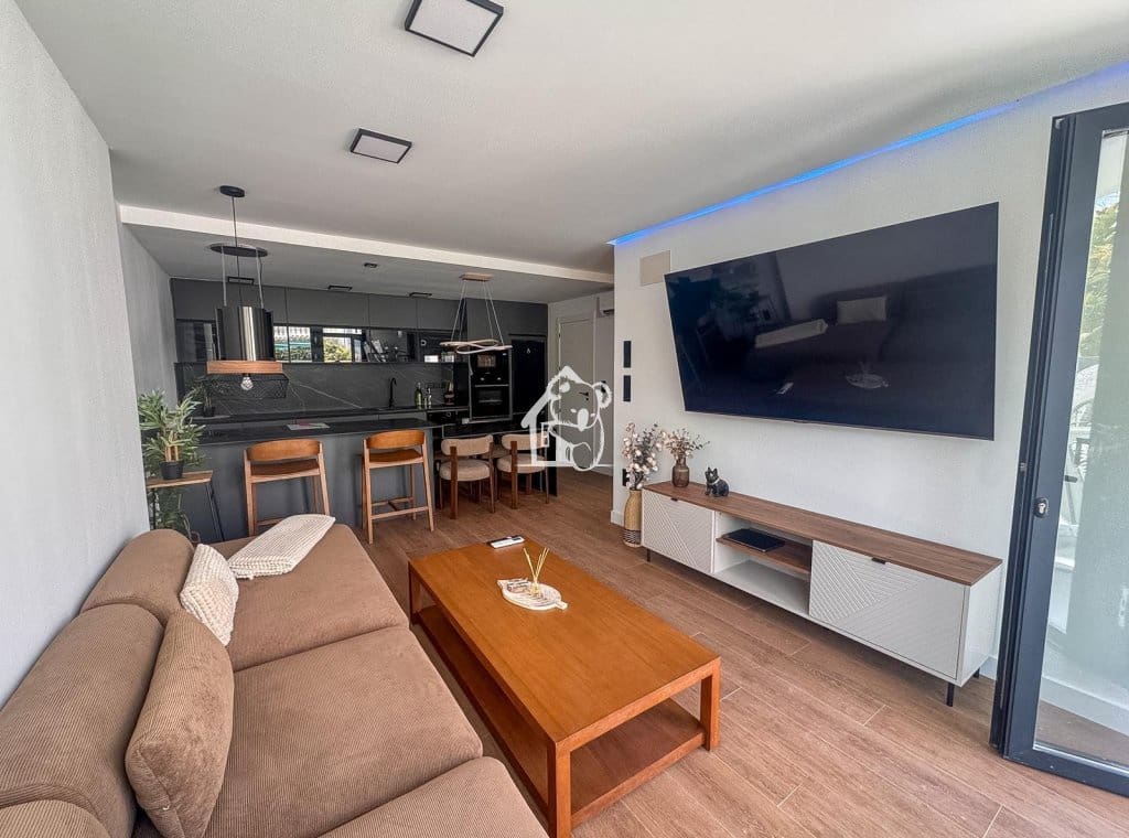 3 camera da letto Casa da affittare in Torrevieja con piscina - 2.200 € (Rif: 10008139)