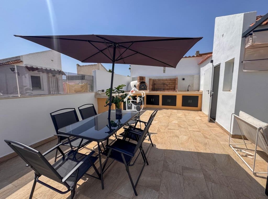 3 camera da letto Casa da affittare in Torrevieja con piscina - 2.200 € (Rif: 10008139)