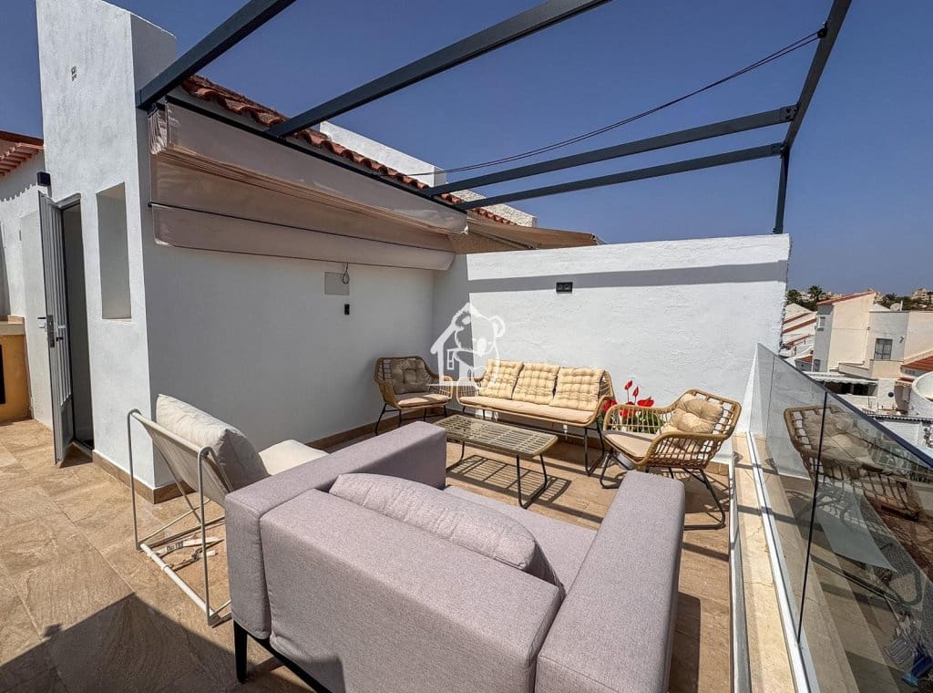 3 camera da letto Casa da affittare in Torrevieja con piscina - 2.200 € (Rif: 10008139)