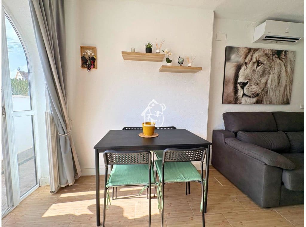 1 soveværelse Lejlighed til salg i Torrevieja med swimmingpool - € 115.000 (Ref: 10008140)