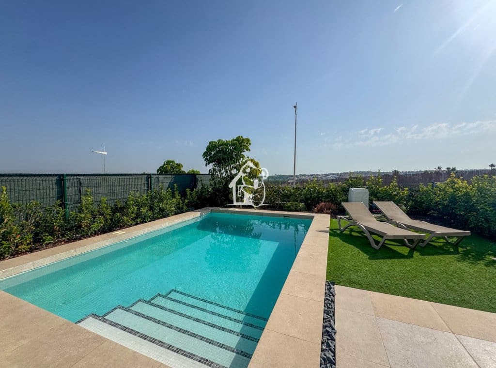 3 Zimmer Villa zu verkaufen in Algorfa mit Pool - 510.000 € (Ref: 10010071)