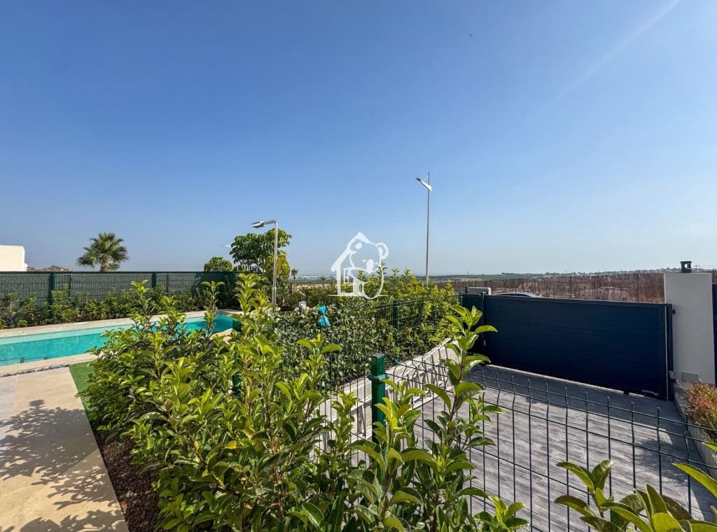 3 Zimmer Villa zu verkaufen in Algorfa mit Pool - 510.000 € (Ref: 10010071)