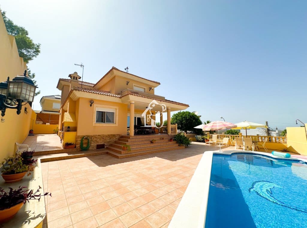 3 bedroom Villa for rent in San Miguel de Salinas with pool - € 2,000 (Ref: 10012712)