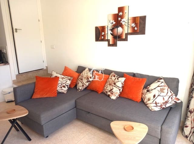 3 makuuhuone Omakotitalo vuokrattavana paikassa Villamartin, Orihuela - 1 500 € (Ref: 10021834)