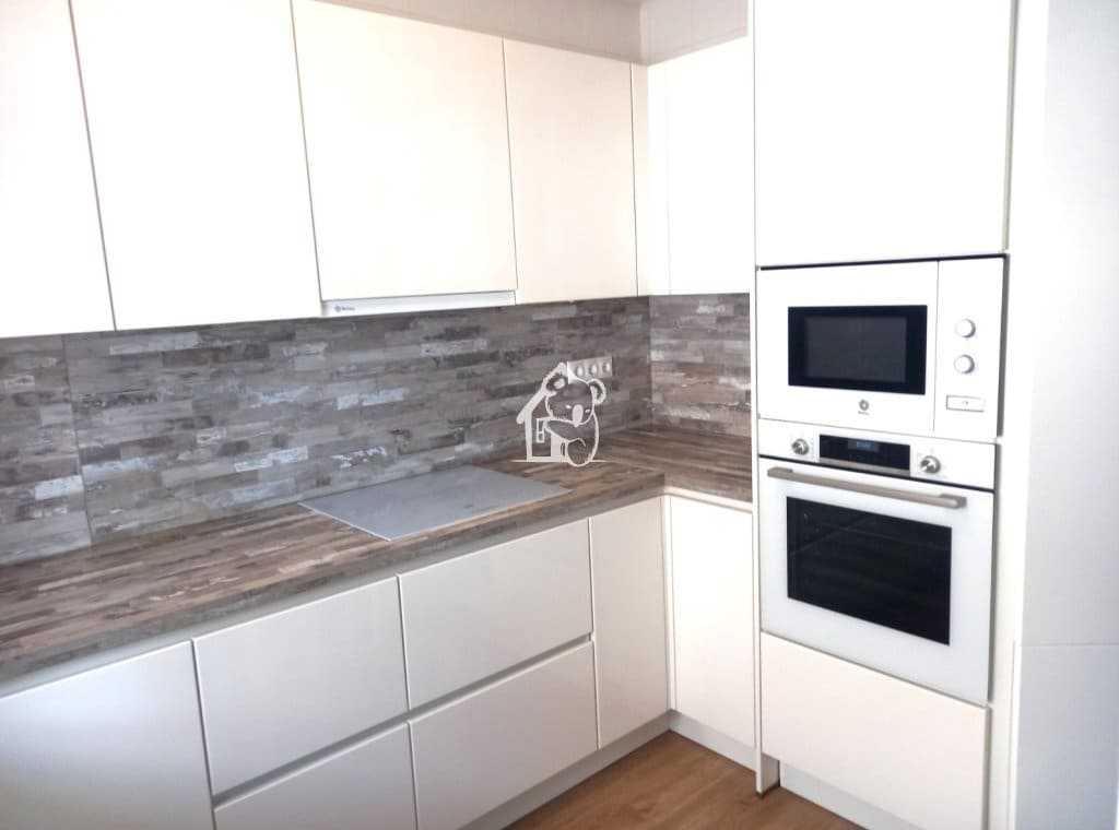 Maison de Ville de 3 chambres à louer à Villamartin avec piscine - 1 500 € (Ref: 10021834)