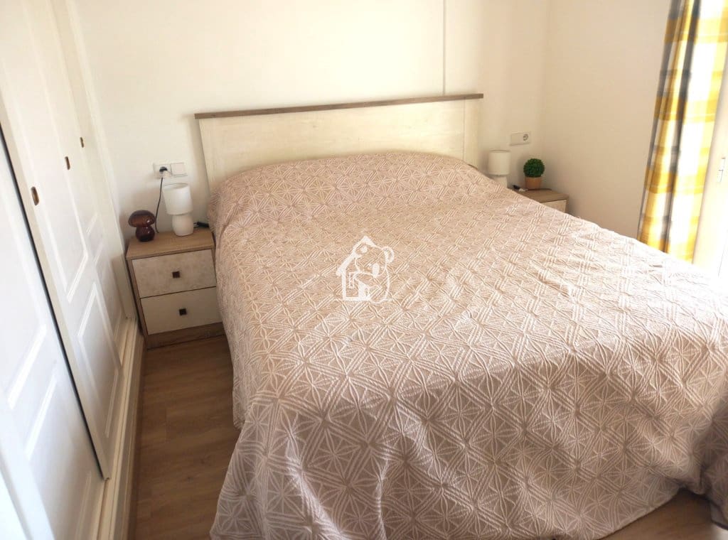 Maison de Ville de 3 chambres à louer à Villamartin avec piscine - 1 500 € (Ref: 10021834)