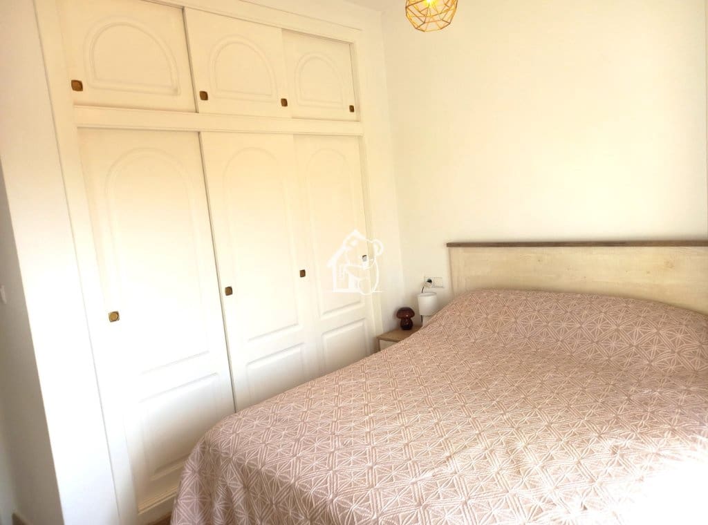 Maison de Ville de 3 chambres à louer à Villamartin avec piscine - 1 500 € (Ref: 10021834)
