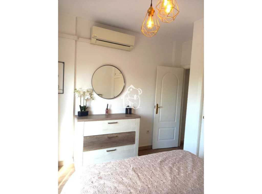 Maison de Ville de 3 chambres à louer à Villamartin avec piscine - 1 500 € (Ref: 10021834)